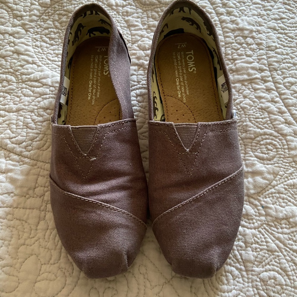 TOMS ALPARGATA SLIP-ON